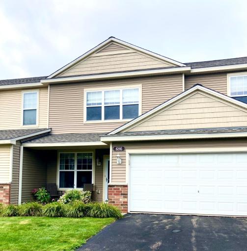 686 Ravencroft Road, Waconia, MN 55387