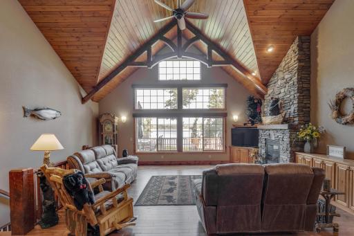 10073 N Long Lake Road, Brainerd, MN 56401