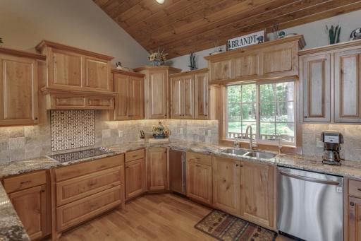 10073 N Long Lake Road, Brainerd, MN 56401