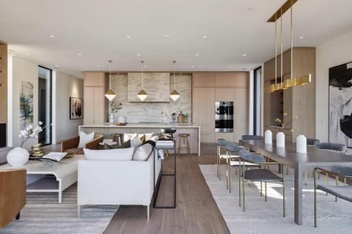 35 Groveland Terrace, 202, Minneapolis, MN 55403