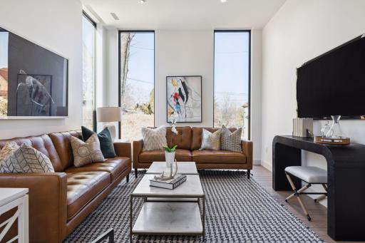 35 Groveland Terrace, 202, Minneapolis, MN 55403