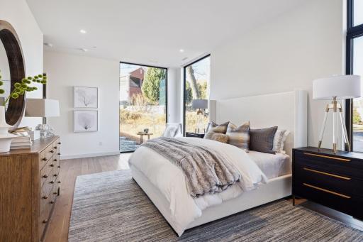 35 Groveland Terrace, 202, Minneapolis, MN 55403