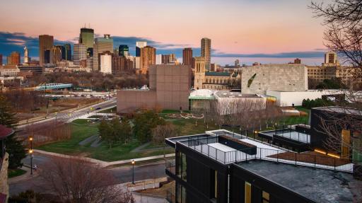 35 Groveland Terrace, 202, Minneapolis, MN 55403