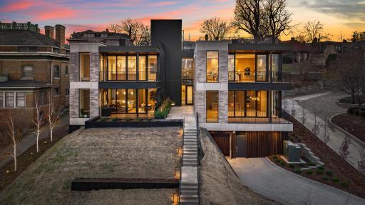 35 Groveland Terrace, 202, Minneapolis, MN 55403