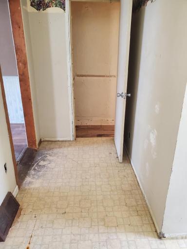 625 Stephens Ave., Ortonville, MN 56278