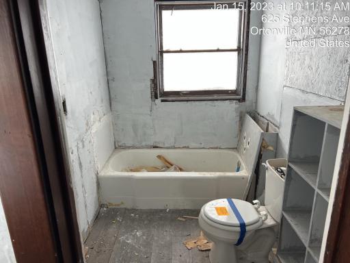 625 Stephens Ave., Ortonville, MN 56278