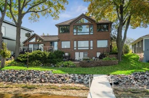 10118 S Shore Drive, Plymouth, MN 55441