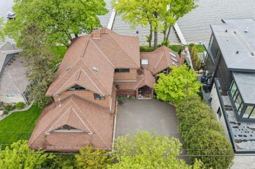 10118 S Shore Drive, Plymouth, MN 55441