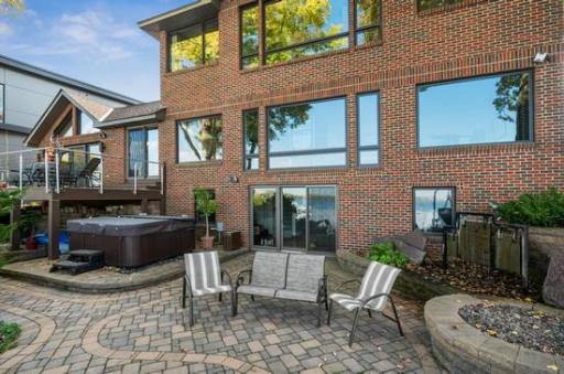 10118 S Shore Drive, Plymouth, MN 55441