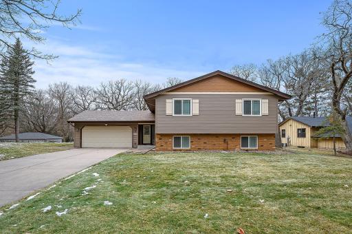 2625 Seans Way, North Saint Paul, MN 55109
