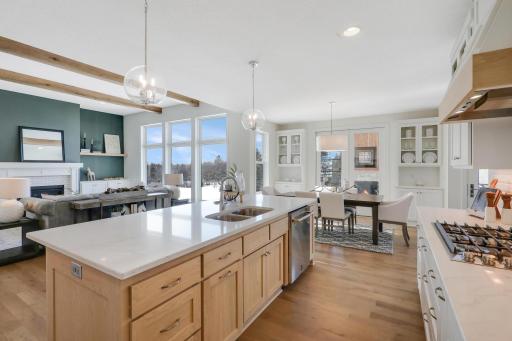 8710Photography-Web-Friendly-6329-Blackoaks-Lane-North-Maple-Grove-MN-55311-14.jpg