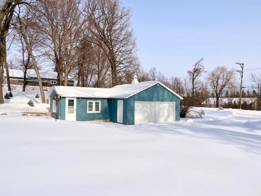 1718 E Shore Drive, Detroit Lakes, MN 56501