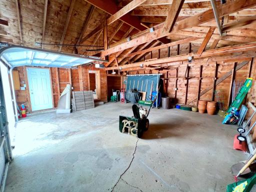 1718 E Shore Drive, Detroit Lakes, MN 56501