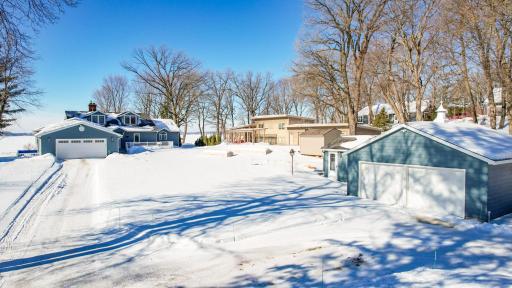1718 E Shore Drive, Detroit Lakes, MN 56501