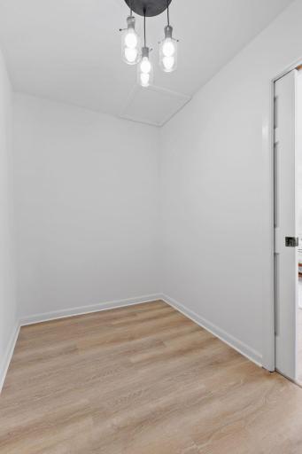 40-web-or-mls-5440-Ridgewood-Cove-135.jpg