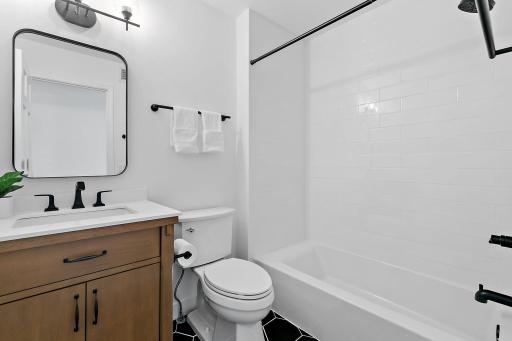 36-web-or-mls-5440-Ridgewood-Cove-123.jpg