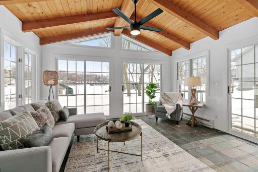 5440 Ridgewood Cove, Mound, MN 55364