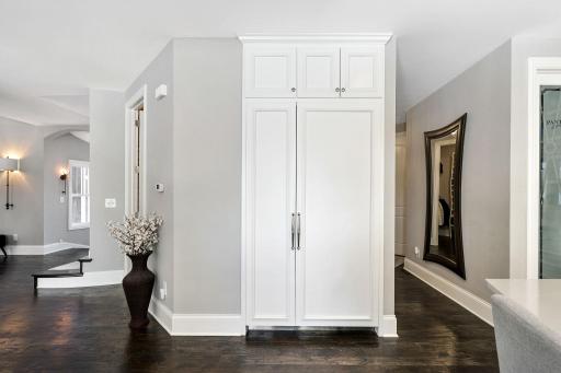 36-web-or-mls-3021 County Road 101 S, Minnetonka-36.jpg