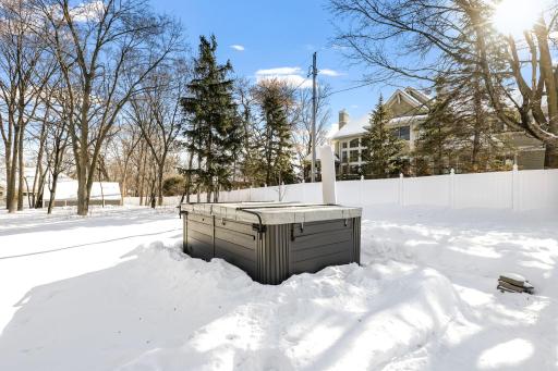 88-web-or-mls-3021 County Road 101 S, Minnetonka-88.jpg