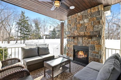 19-web-or-mls-3021 County Road 101 S, Minnetonka-19.jpg