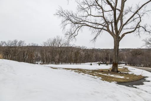 2612 Crest Lane SW, Rochester, MN 55902