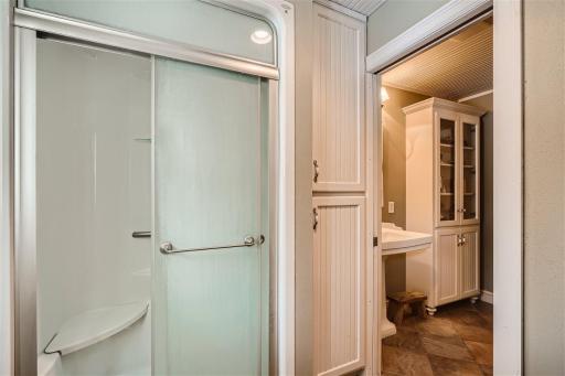 4280 Buck Luck Rd Watertown MN - Web Quality - 010 - 13 Bathroom.jpg