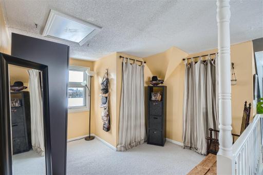 4280 Buck Luck Rd Watertown MN - Web Quality - 027 - 35 3rd Floor Landing.jpg