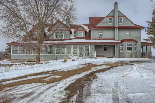 4280 Buck Luck Rd Watertown MN - Web Quality - 001 - 02 Exterior Front.jpg
