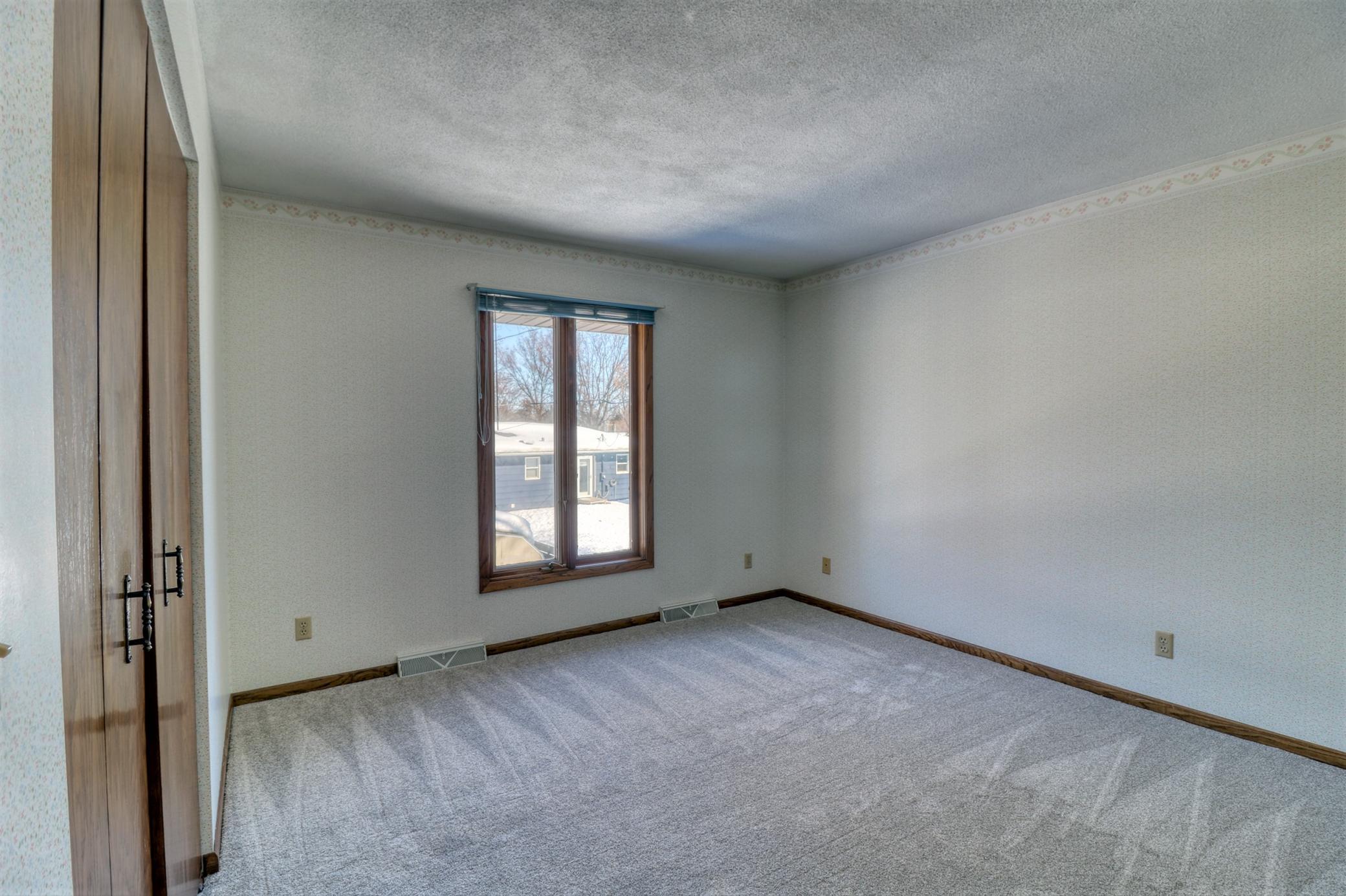 Upstairs Bedroom2