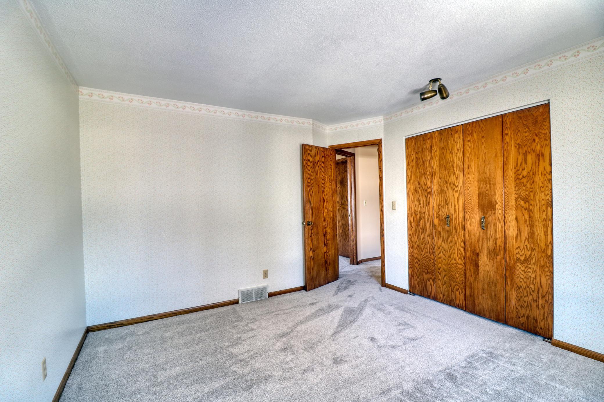 Upstairs Bedroom2
