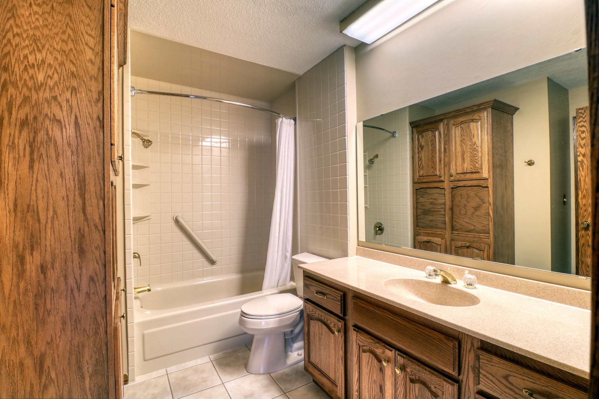 Upstairs Bath