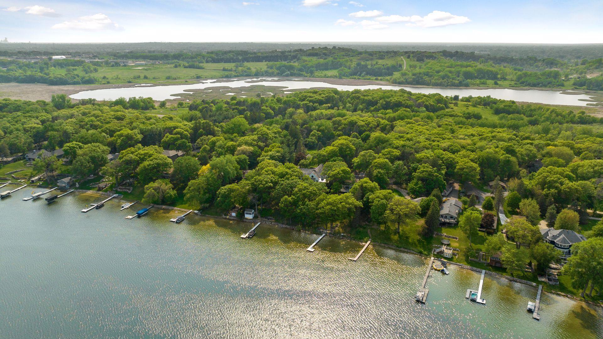 Over 140 feet of private lakeshore!