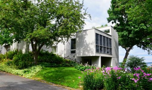 19700 Lakeview Avenue, Excelsior, MN 55331