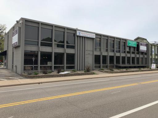 Exterior.Northview.bldg..2801WayzataBlvd.jpg