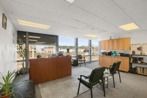 2801 Wayzata Boulevard, Minneapolis, MN 55405