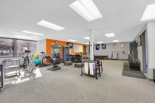 2801 Wayzata Boulevard, Minneapolis, MN 55405