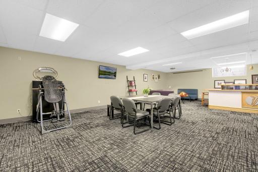 2801 Wayzata Boulevard, Minneapolis, MN 55405