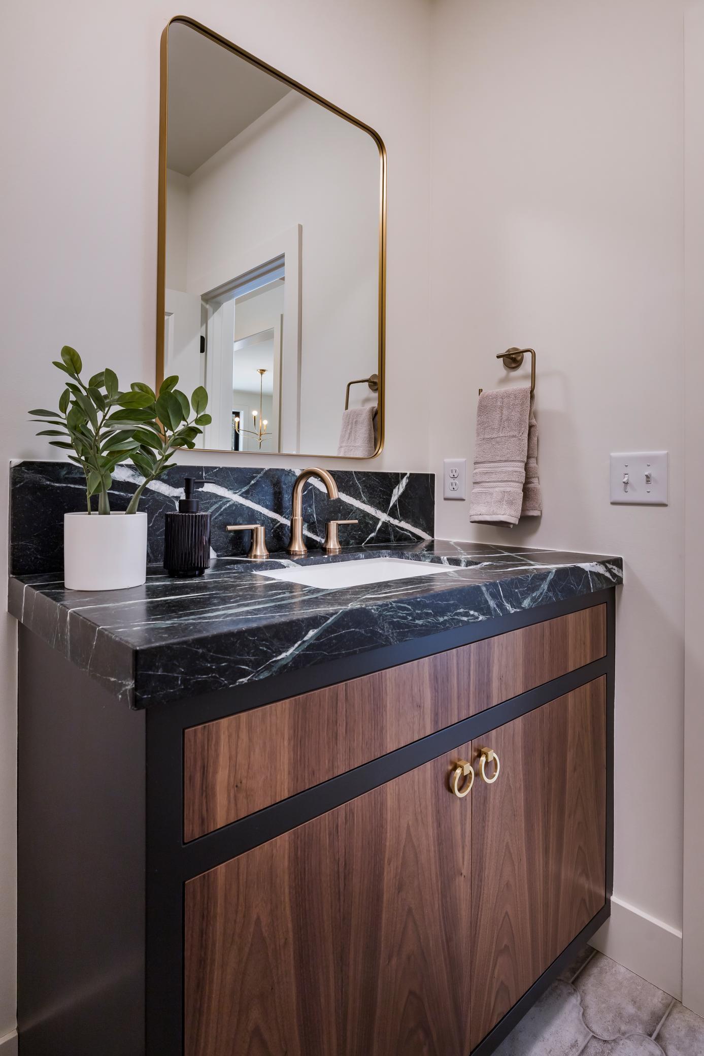 bathroom main floor 1.jpg