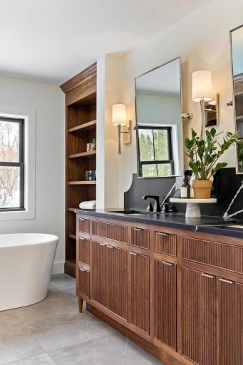 6712 Galway Drive, Edina, MN 55439