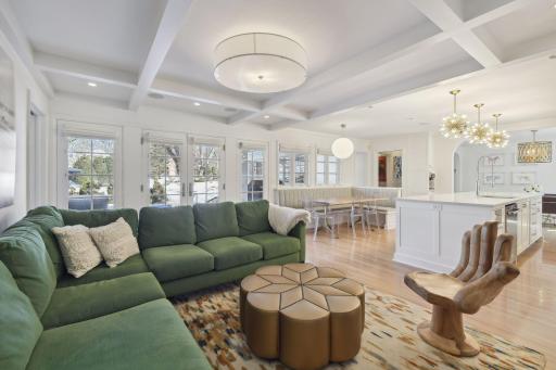 2 Bridge Lane, Edina, MN 55424