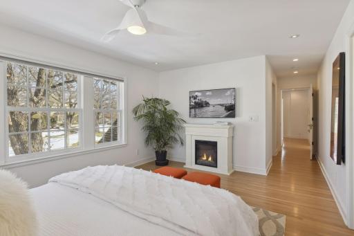 2 Bridge Lane, Edina, MN 55424