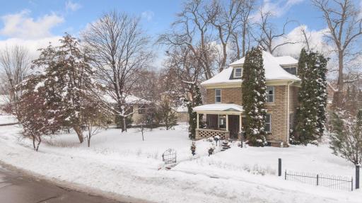 Welcome to 733 10th Ave N on a spacious double lot with amazing curb appeal.