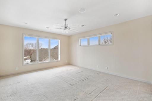 18662 Bearpath Trail, Eden Prairie, MN 55347