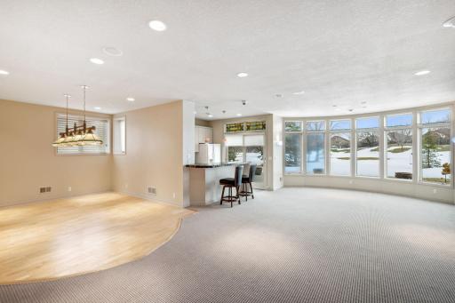 18662 Bearpath Trail, Eden Prairie, MN 55347