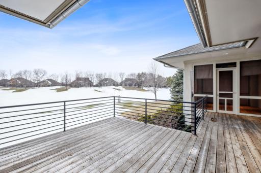 18662 Bearpath Trail, Eden Prairie, MN 55347