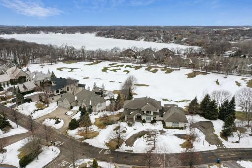 18662 Bearpath Trail, Eden Prairie, MN 55347