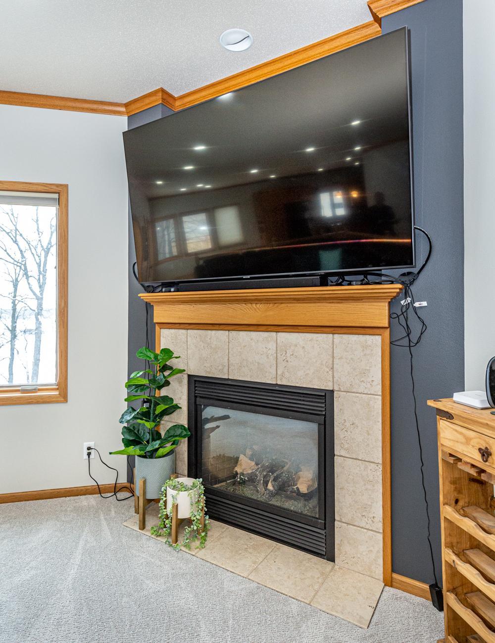 Fireplace.jpg