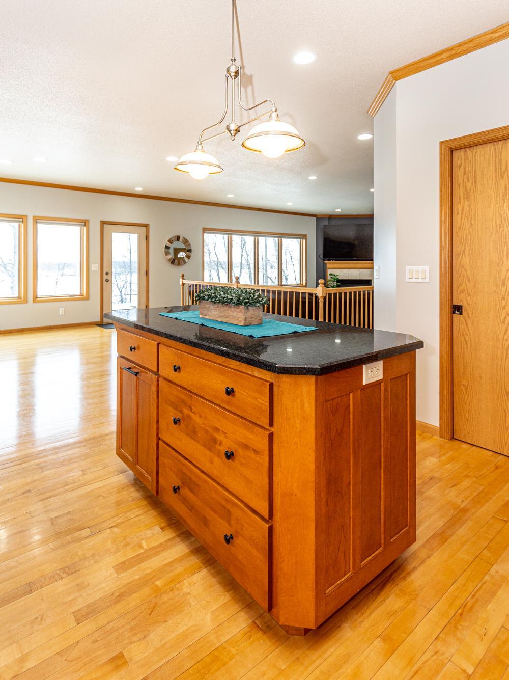 Kitchen 5.jpg