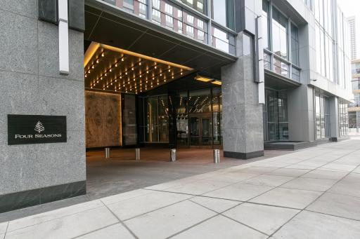 Enjoy the security and privacy of the dedicated Private Residences lobby. An exclusive Director of Residences and Residential Concierge team assist with every need or desire, from restaurant reservations to travel arrangements. Elegant & welcoming.