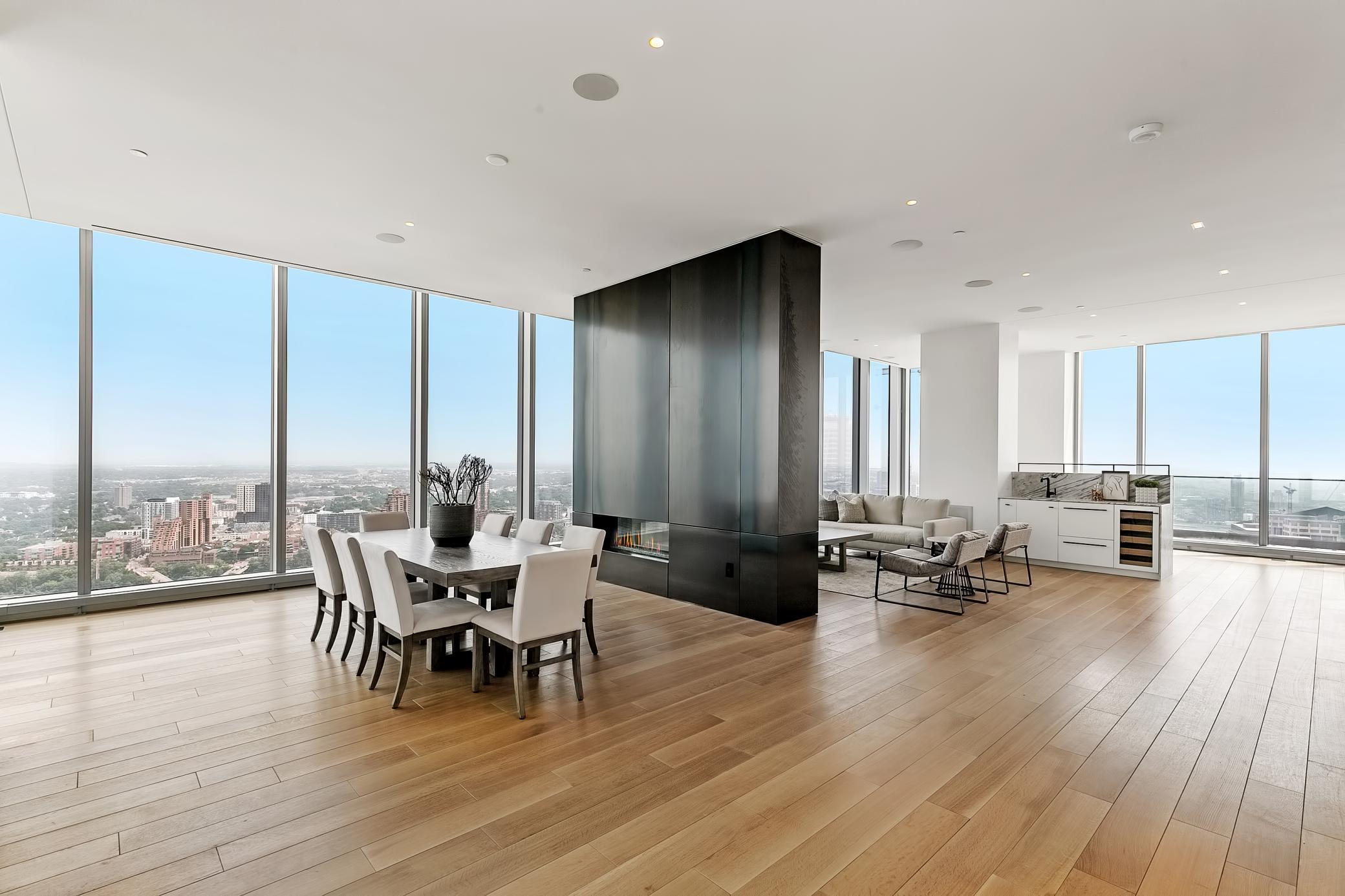 Home is perfectly situated, great natural light, stunning views of the river, city, park. The view capture the sunrise & sunsets.